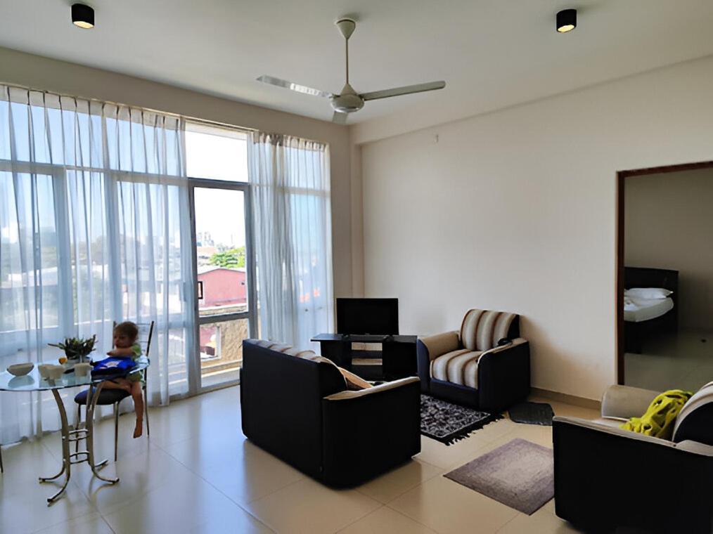 Vivas Residencies Luxury Apartments Dehiwala-Mount Lavinia Dış mekan fotoğraf